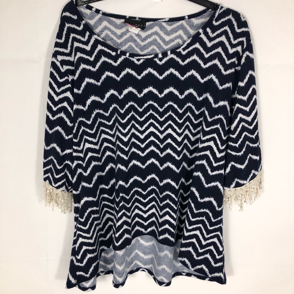 Discreet Shirt Chevron Womens 3X Lace Blue White Sleeve Fringe Top